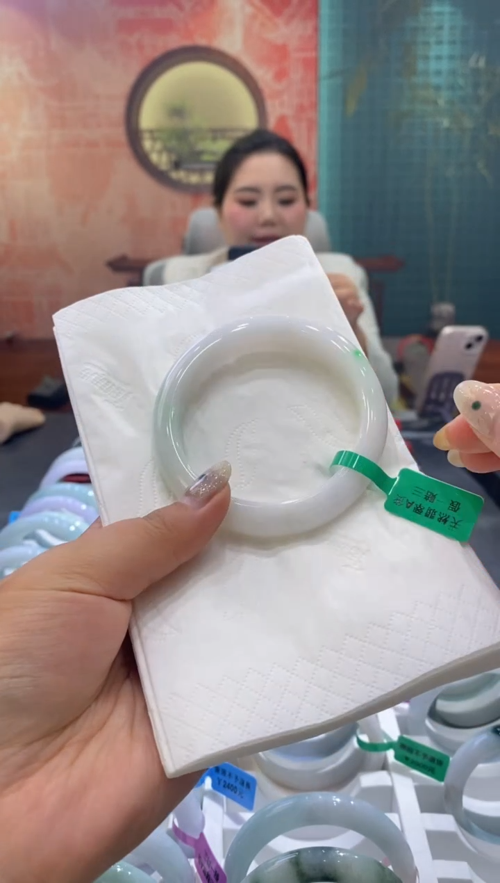 未镶嵌手镯翡翠多人00012029