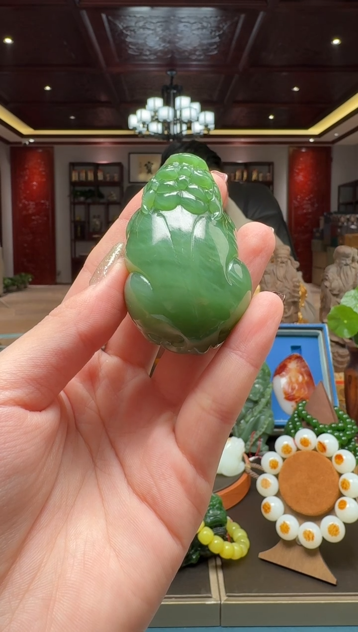 未镶嵌和田玉挂件by