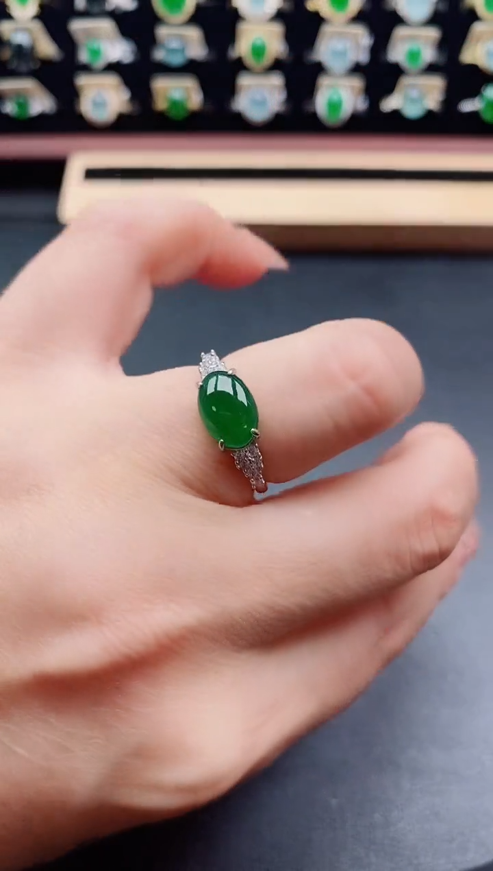 银S925镶嵌戒指翡翠1