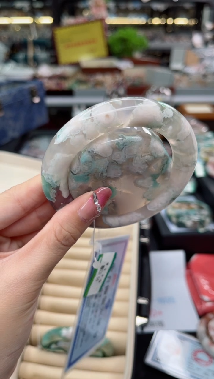 【闪购商品】石英质玉手镯未镶嵌55圈口（赠品镯心）3S9029