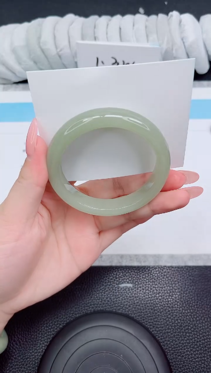 石英质玉手镯未镶嵌119-58.8