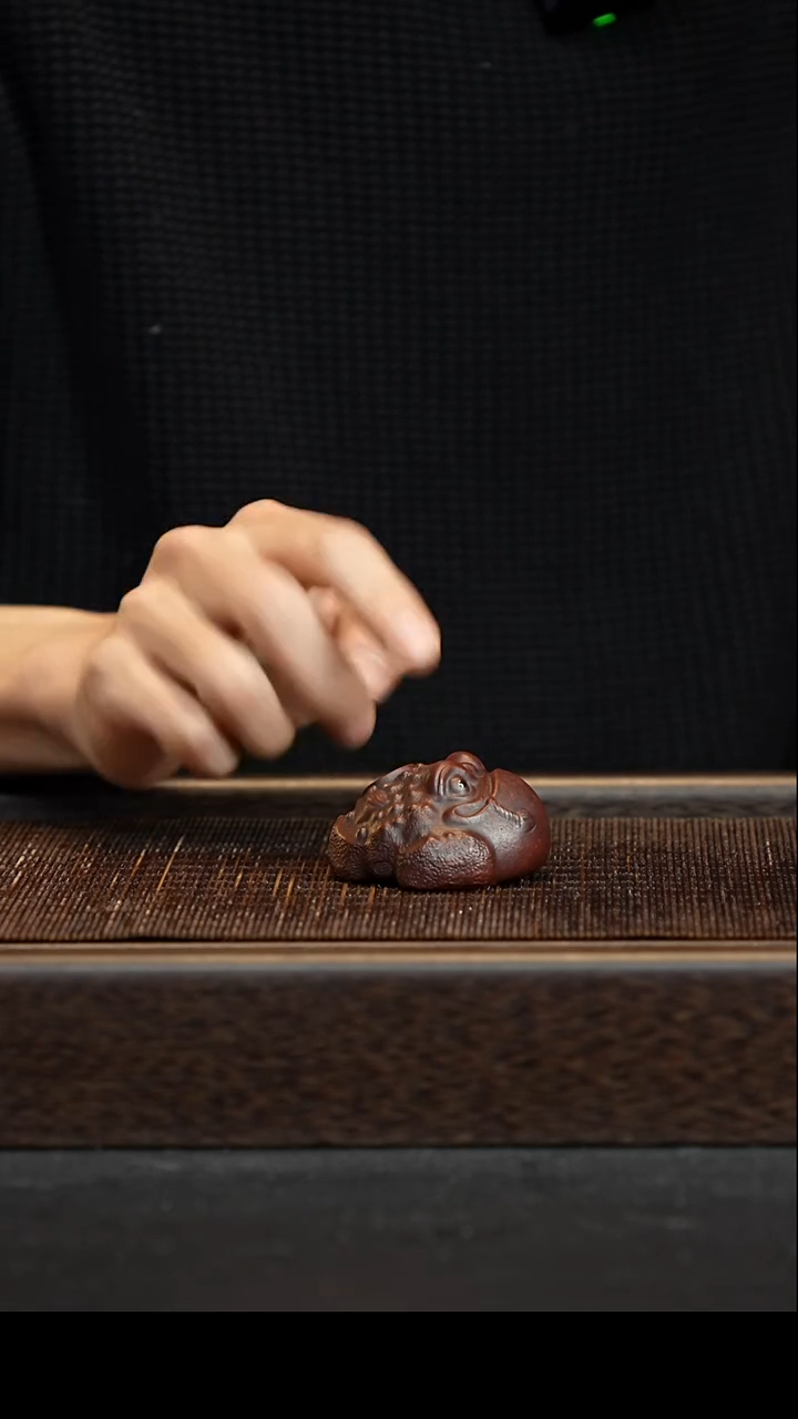 茶壶紫砂宜兴紫砂茶宠c8013