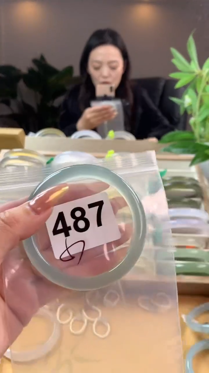 【闪购商品】玛瑙/玉髓手镯未镶嵌487