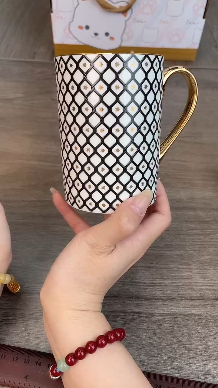 瓷片新号开播漏不停@@H1806