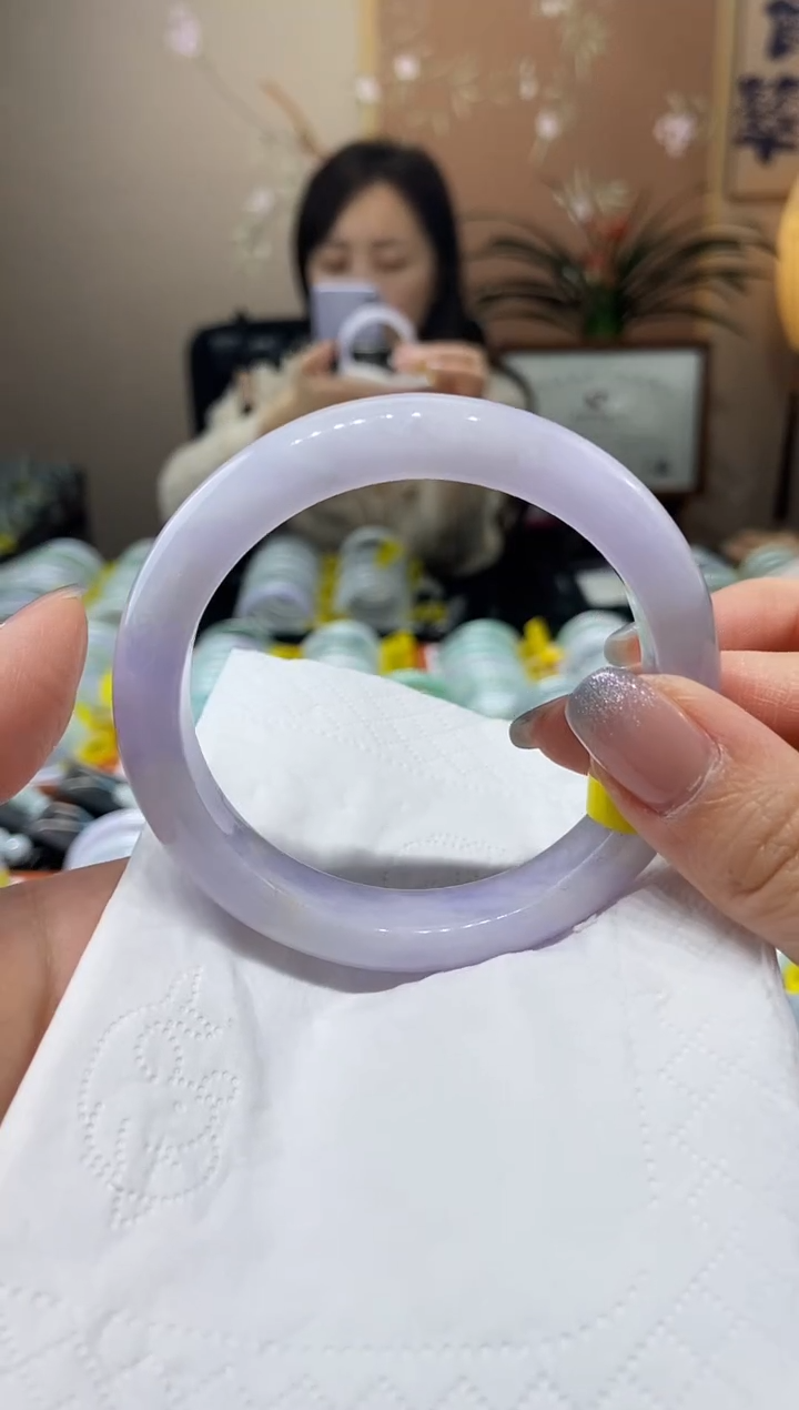 【闪购商品】翡翠手镯未镶嵌5758圈口