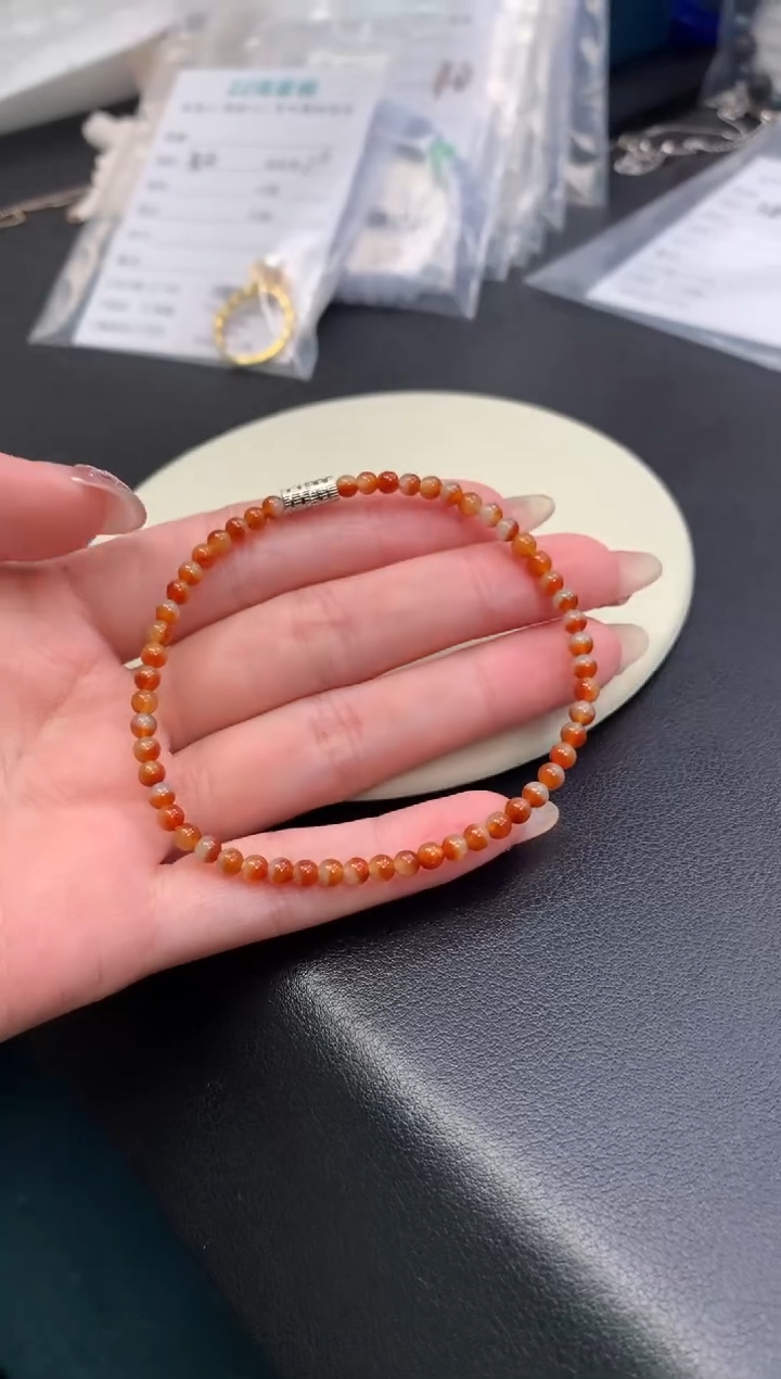 未镶嵌定制翡翠48小时鉴赏期 退货不扣服务费