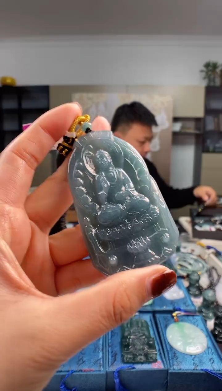 颈饰未镶嵌翡翠多样性发其一