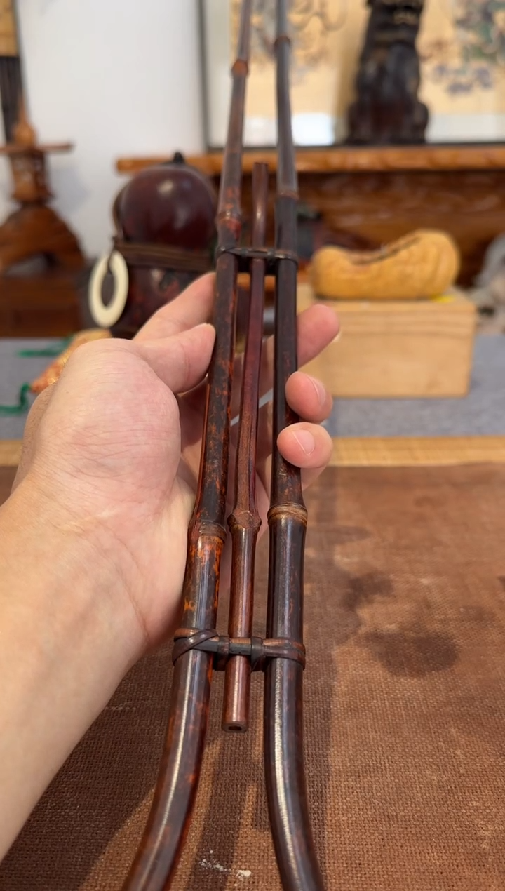 瓷片中古品默认微瑕，请谨慎参拍~