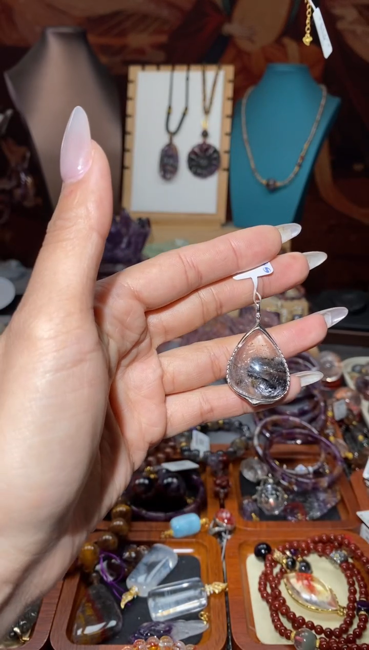 【闪购商品】水晶吊坠未镶嵌黑银钛