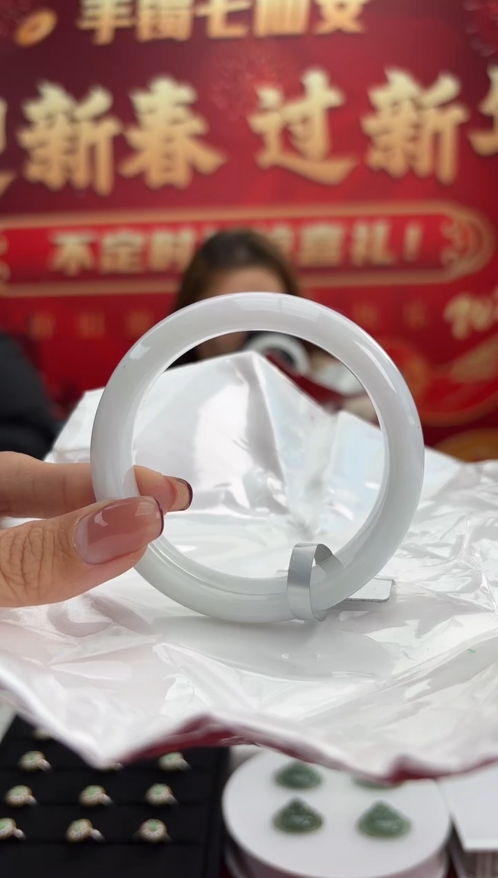 【闪购商品】翡翠手镯未镶嵌5手镯