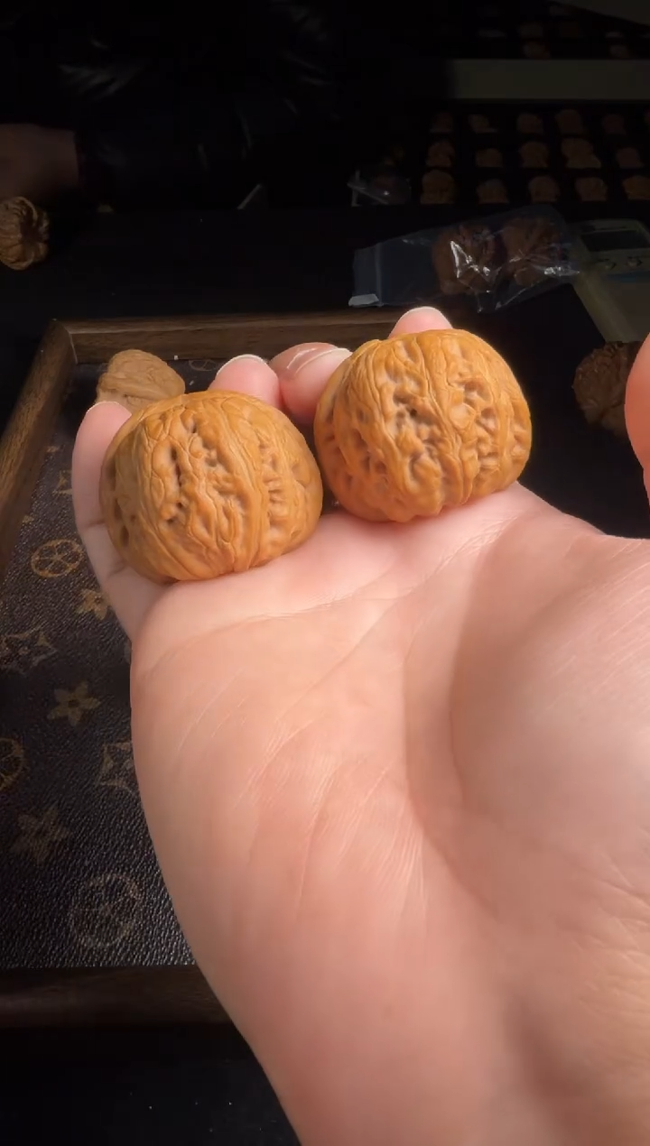 吊坠文玩核桃42尺全品平谷元宝