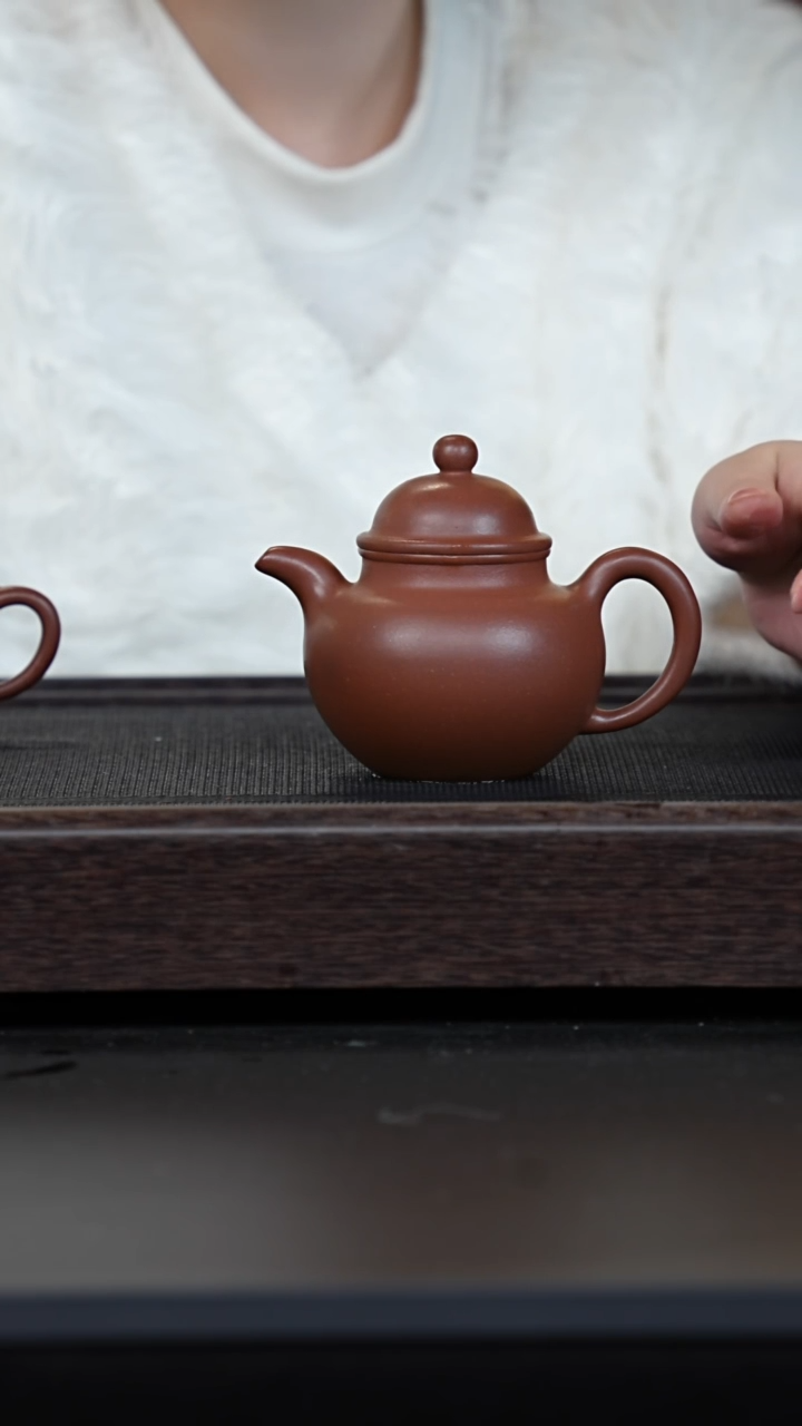 【闪购商品】紫砂茶壶红皮龙寿珍掇球