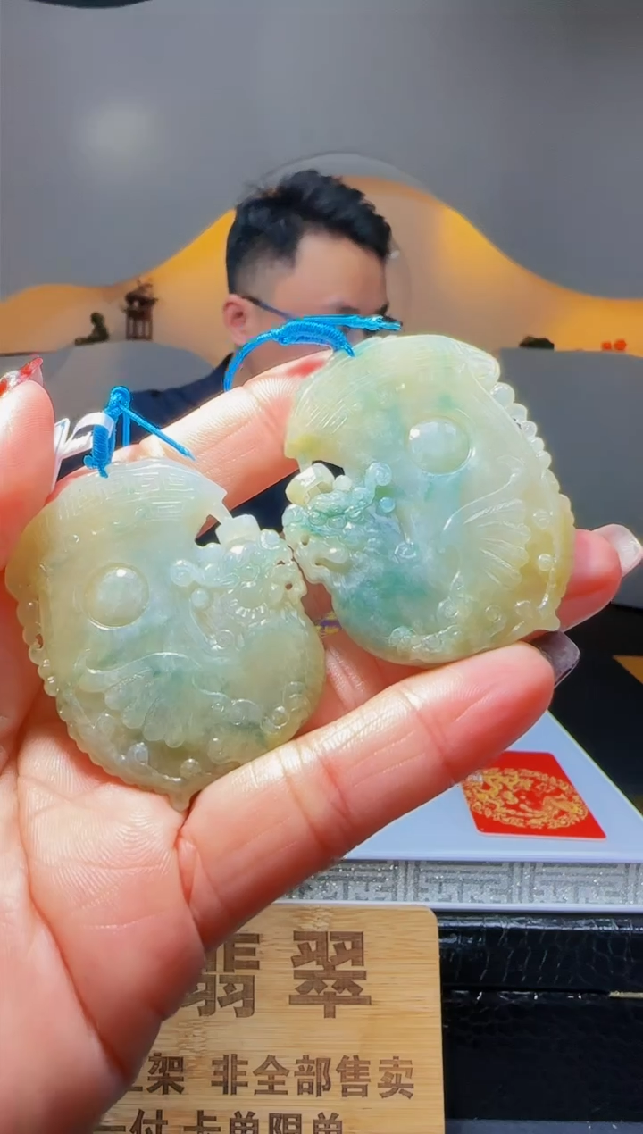 【闪购商品】定制翡翠未镶嵌Q03755翡翠毛货