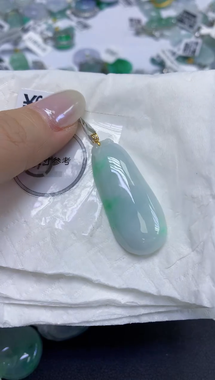 颈饰18K金镶嵌翡翠天然缅甸翡翠A货百元以上9元证书费自理