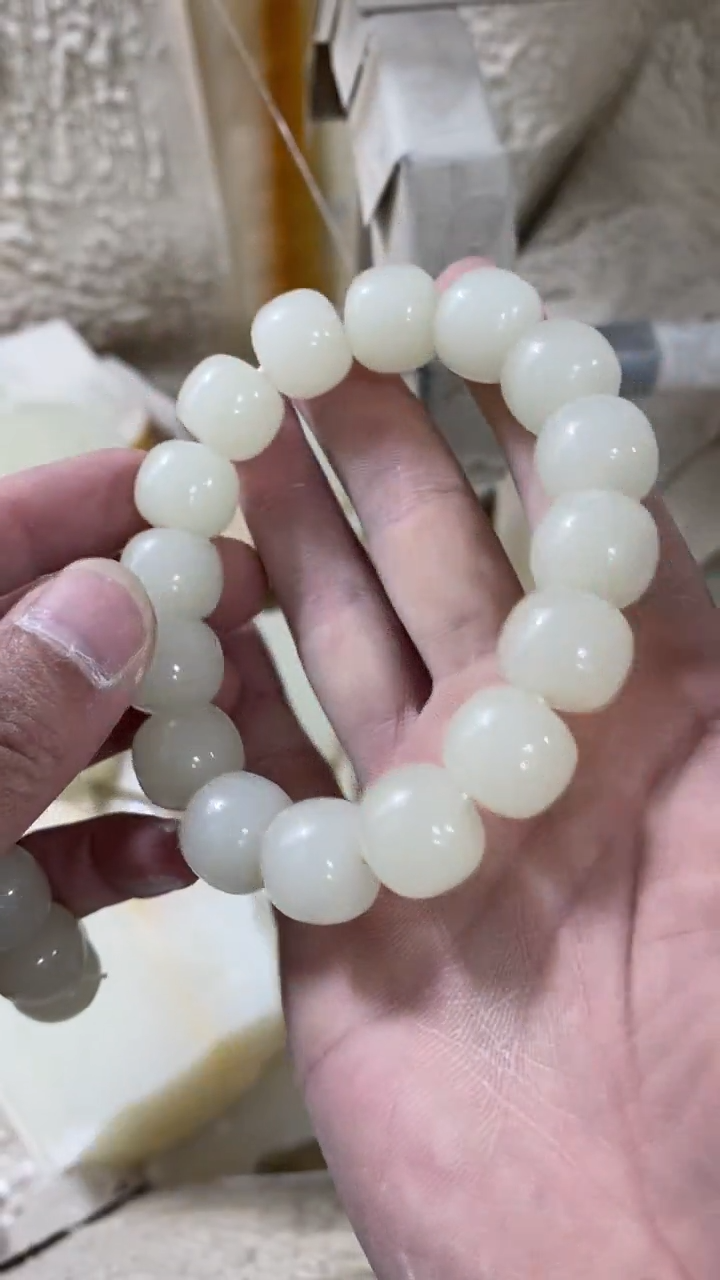 卡15老型大串盘玩佩戴 