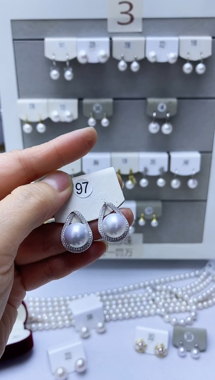 【闪购商品】淡水珍珠耳饰银S925镶嵌97