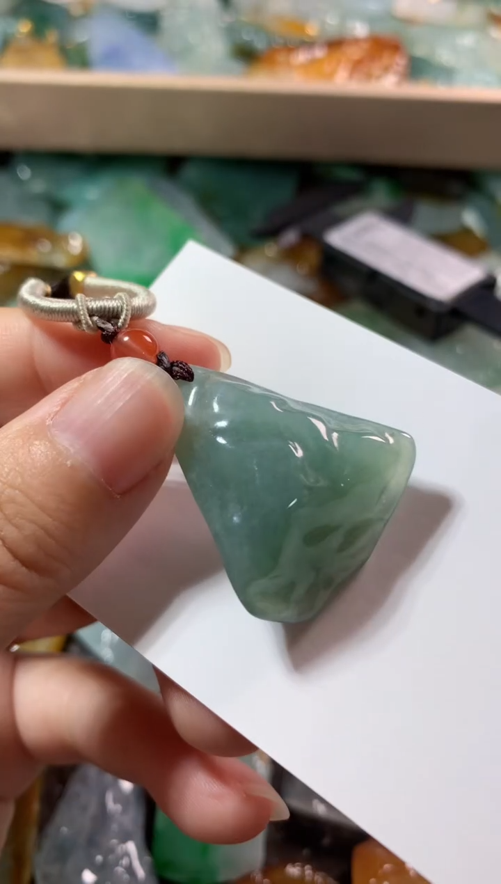 翡翠未镶嵌吊坠(不含链)吊坠
