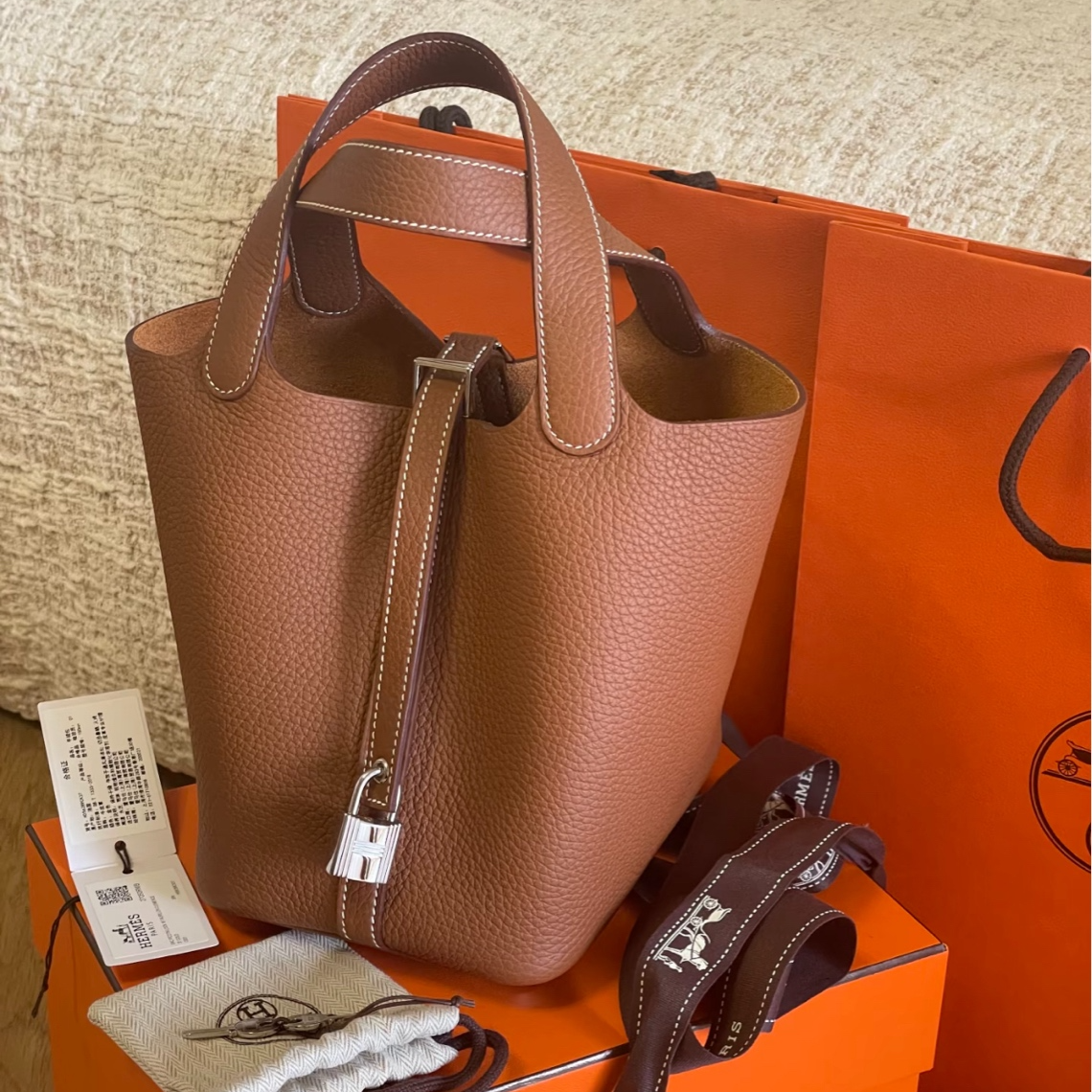 99新 Hermes/爱马仕 展会外场！金棕银扣菜篮子包18 