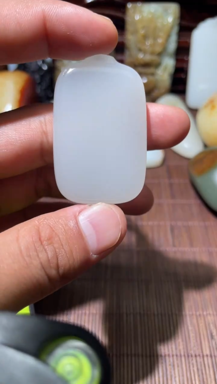 颈饰未镶嵌和田玉0