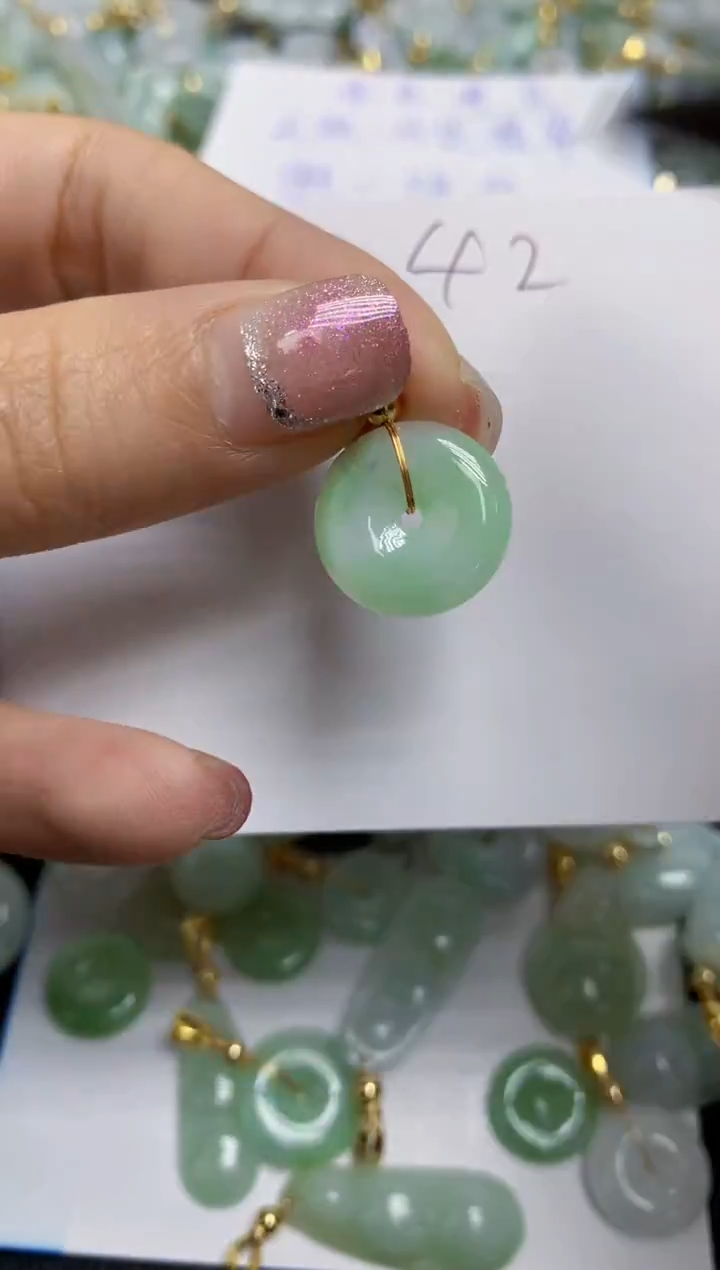 【闪购商品】翡翠颈饰合金天然翡翠A货