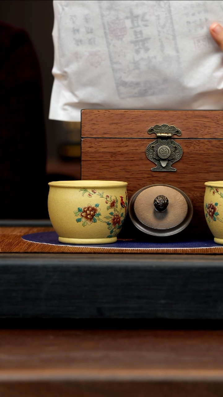 【闪购商品】紫砂茶壶LHQ 团团紫砂谢礼三