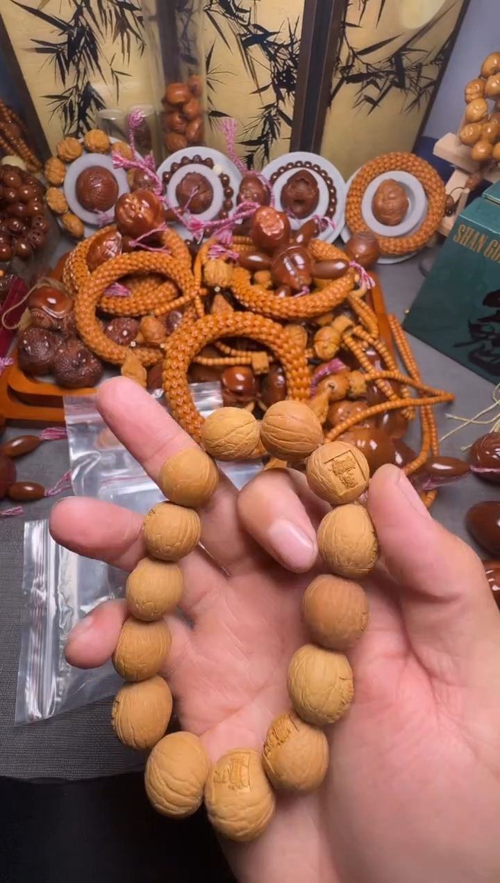 手串橄榄核猴头光头强