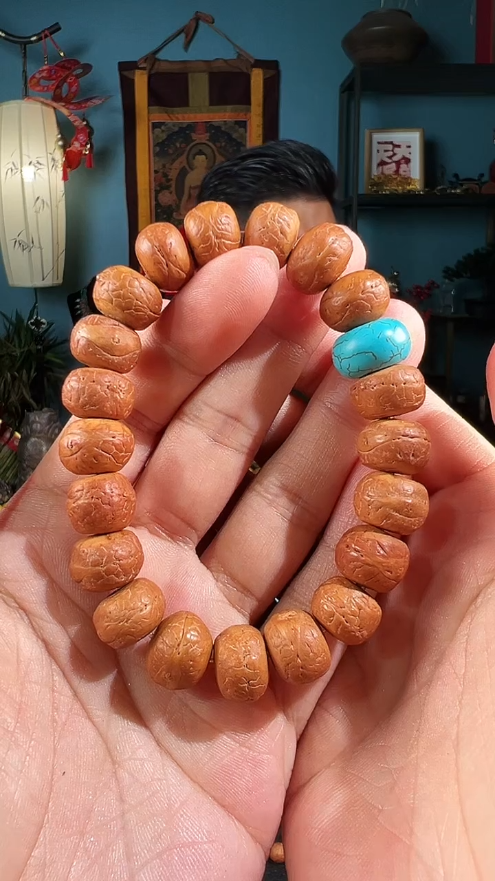 【闪购商品】凤眼菩提手串藏切