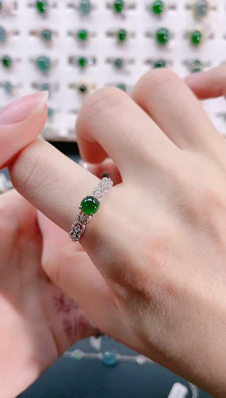 【闪购商品】翡翠戒指银S925镶嵌天然翡翠