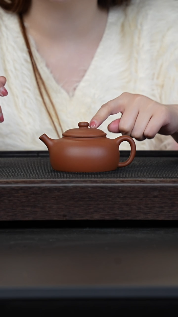 【闪购商品】紫砂茶壶微微暇老紫泥隐圆