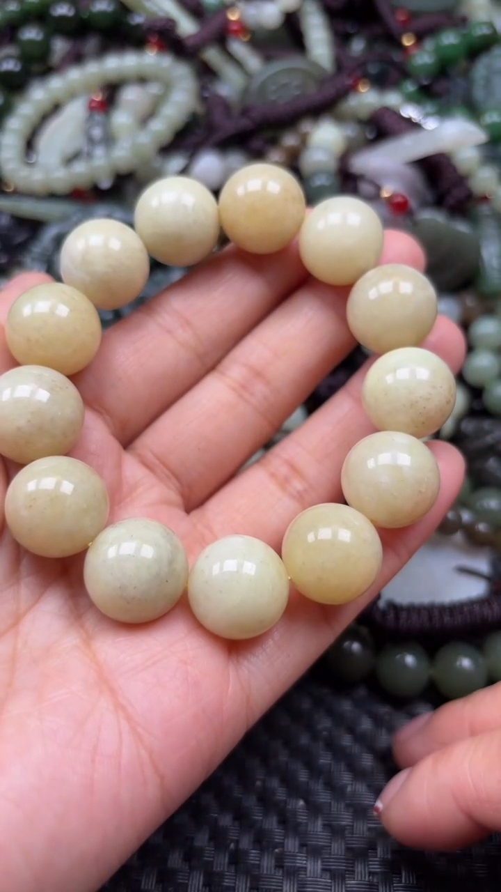 【闪购商品】和田玉颈饰未镶嵌.