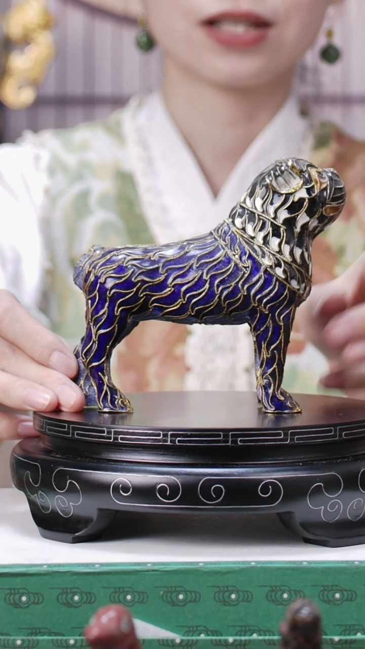 【闪购商品】非遗技艺 景泰蓝花丝狗蓝色