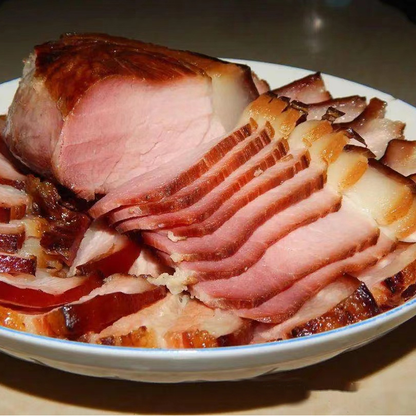 贵州农家柴火烟熏后腿肉