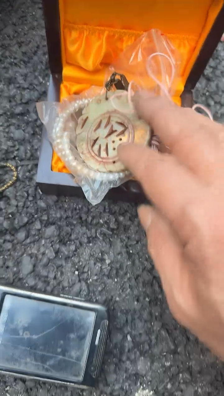 茶盏春*里直播闪购改价链接99