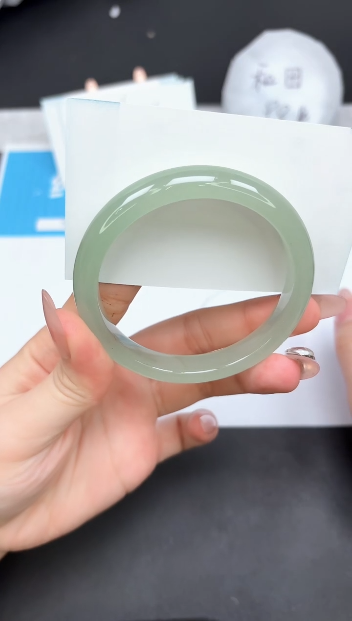 【闪购商品】石英质玉手镯未镶嵌81-59