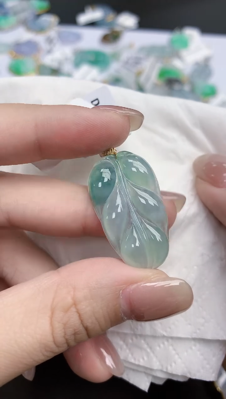 【闪购商品】翡翠颈饰18K金镶嵌天然缅甸翡翠A货