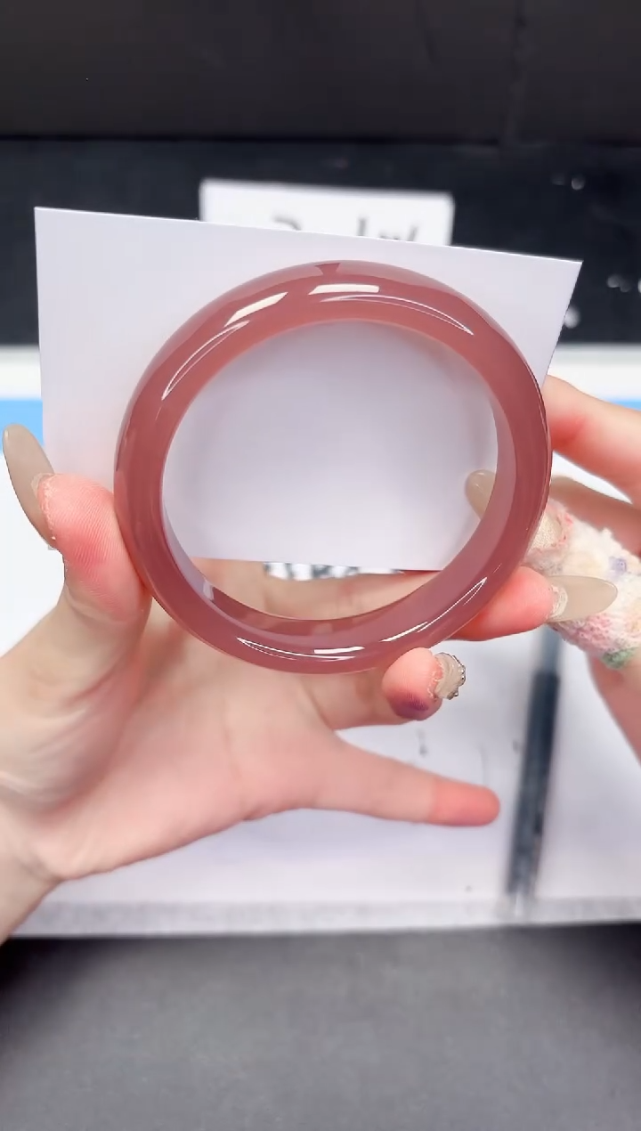 【闪购商品】石英质玉手镯未镶嵌280-63.3