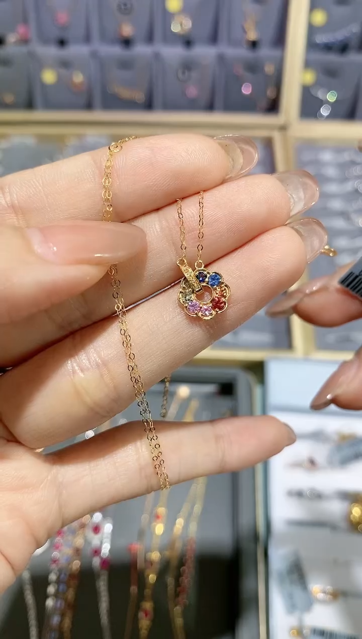 【闪购商品】彩色蓝宝石颈饰18K金镶嵌项链