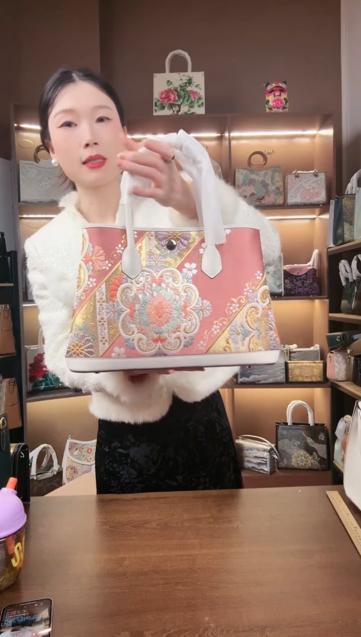 【闪购商品】织绣【35号】岁玺子兮头层牛皮 花园包