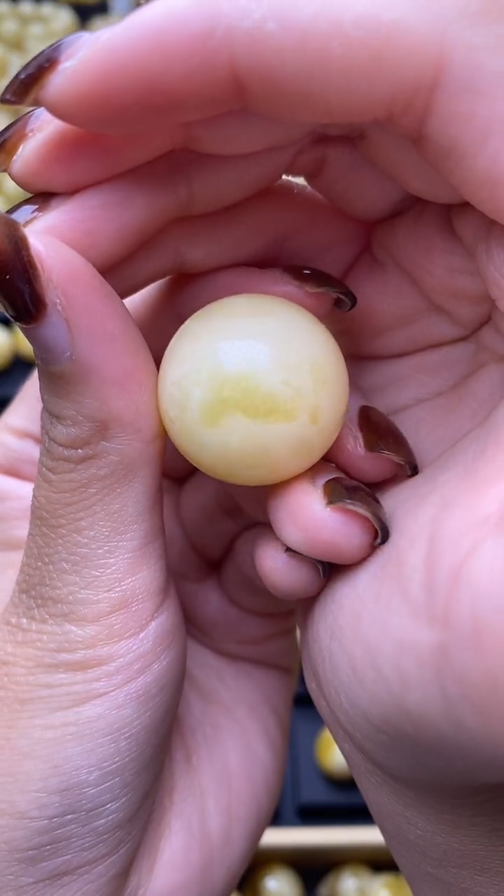 【闪购商品】琥珀裸石未镶嵌蜜蜡.35