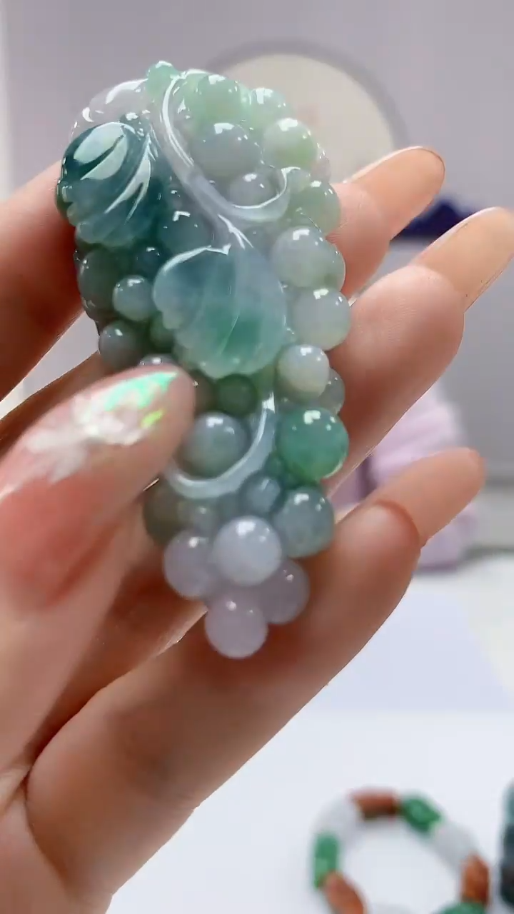 【闪购商品】定制翡翠未镶嵌4902DD-毛货挂件141