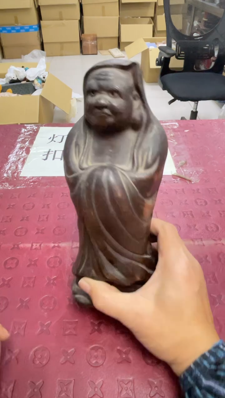 摆件默认微瑕，no退no换，介意勿拍