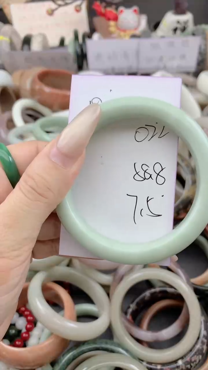 未镶嵌手镯石英质玉022