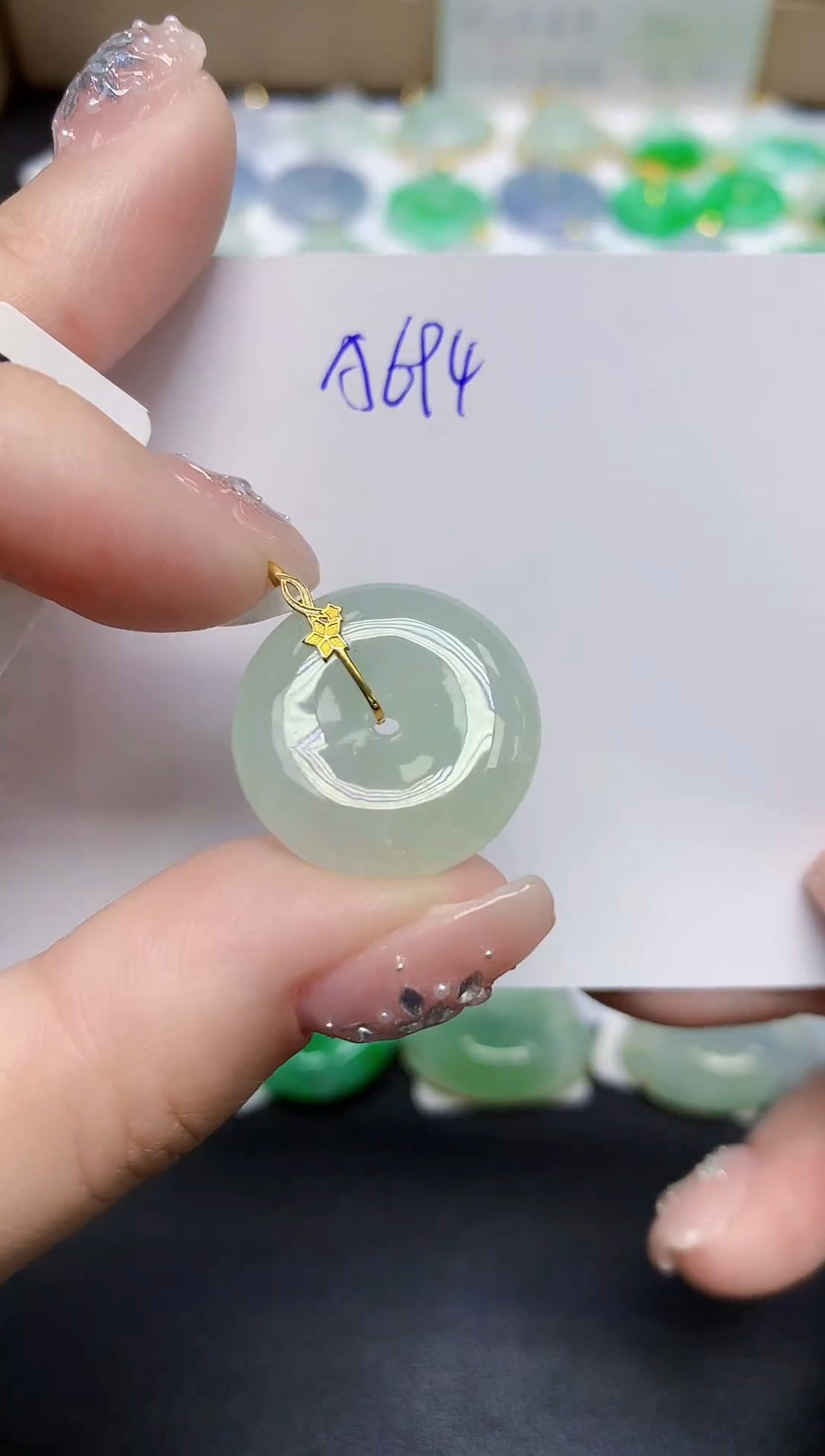 颈饰18K金镶嵌翡翠天然缅甸翡翠A货翡翠百元以上9元证书费自理