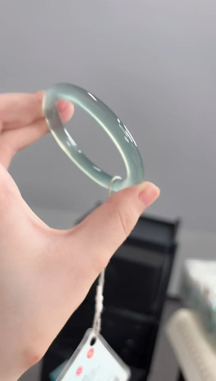 玛瑙/玉髓手镯未镶嵌54圈