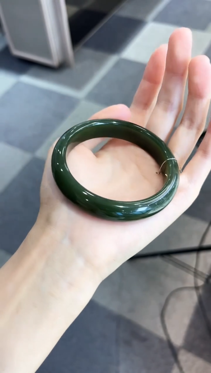 和田玉未镶嵌手镯多样性发其一 57 58