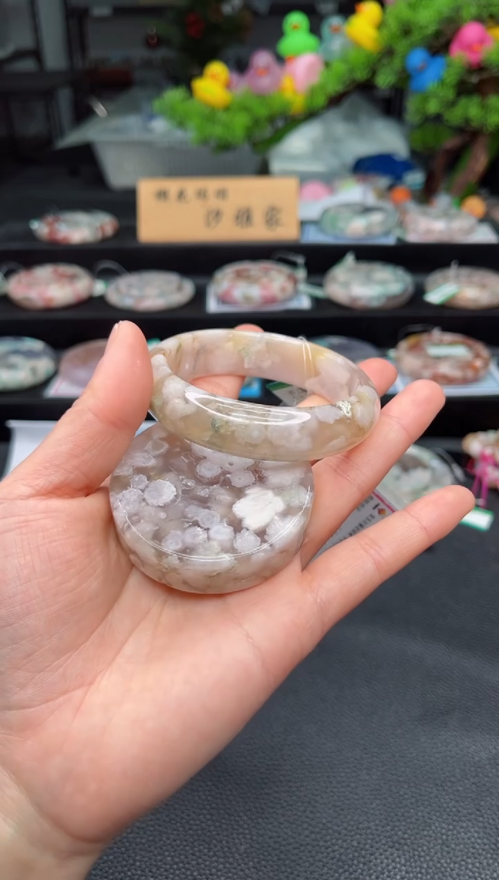 石英质玉未镶嵌手镯56圈口（赠品镯心）1881375