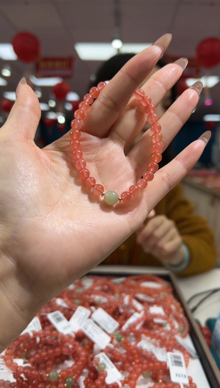 【闪购商品】南红玛瑙手串未镶嵌2.19-（多样式）