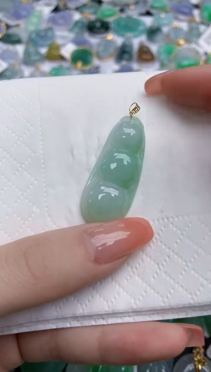 【闪购商品】翡翠颈饰未镶嵌天然缅甸翡翠A货