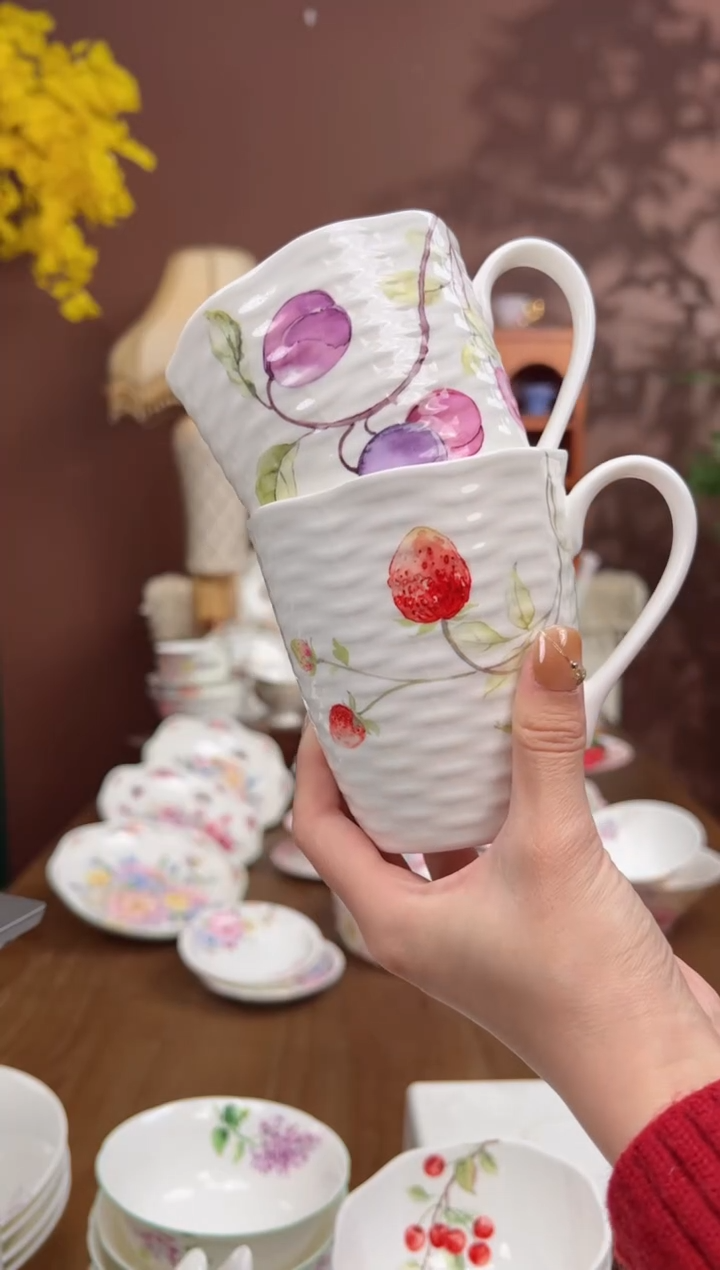 【闪购商品】瓦当浆果马克杯2个（草莓，西梅）