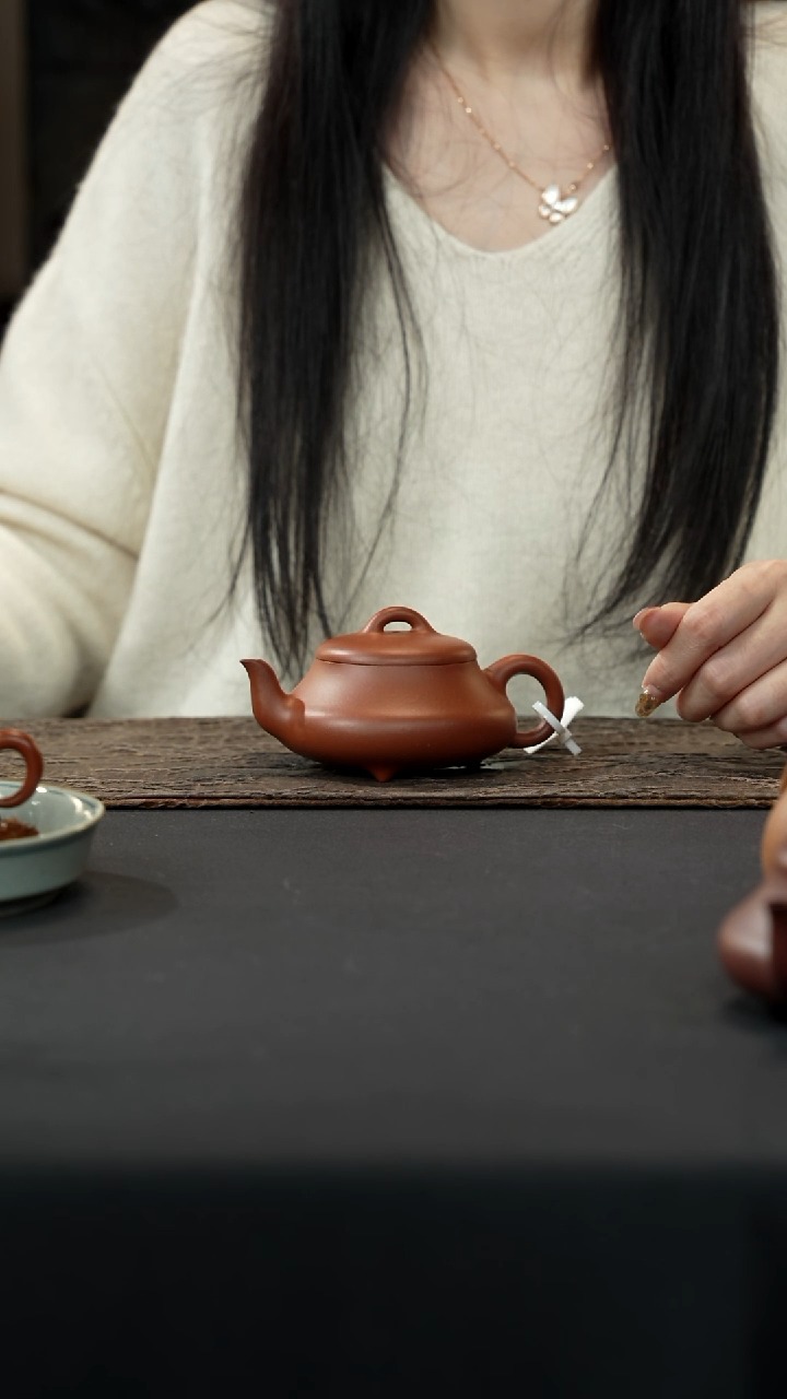 【闪购商品】紫砂茶壶清水泥汉棠石瓢170cc